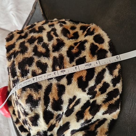 HAT / BROWN FAUX LEATHER and ANIMAL PRINT - Picture 4 of 7